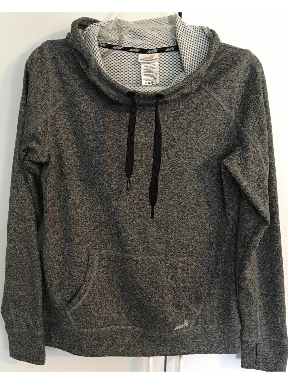 Avia Womens Medium Gray Long Sleeved Pullover Hoodie With Pockets! M126